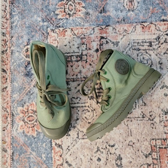 Canvas Threaded Sole Military Green High Top - Picture 2 of 5